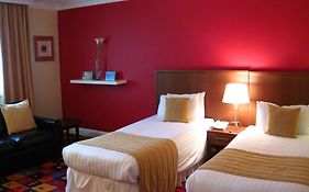 Caledonian Hotel